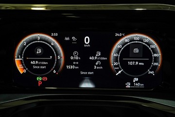 https://vehicle-cdn.autoleague.cloud/17009_7020845_24.jpg