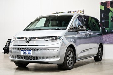 https://vehicle-cdn.autoleague.cloud/17009_7020845_4.jpg