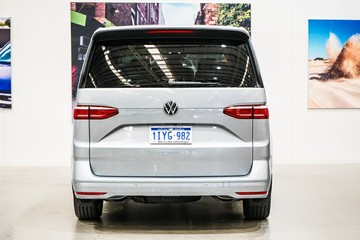 https://vehicle-cdn.autoleague.cloud/17009_7020845_6.jpg