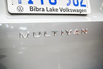 https://vehicle-cdn.autoleague.cloud/17009_7020845_9.jpg