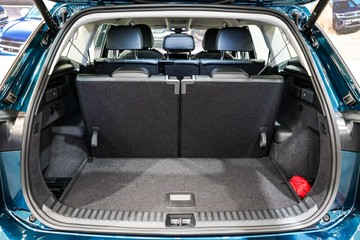 https://vehicle-cdn.autoleague.cloud/17009_7024484_9.jpg