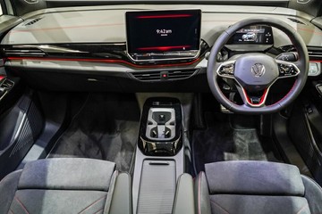 https://vehicle-cdn.autoleague.cloud/17009_7026859_17.jpg