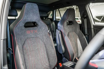 https://vehicle-cdn.autoleague.cloud/17009_7026859_19.jpg