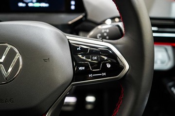 https://vehicle-cdn.autoleague.cloud/17009_7026859_22.jpg