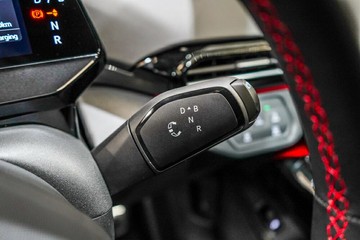https://vehicle-cdn.autoleague.cloud/17009_7026859_25.jpg