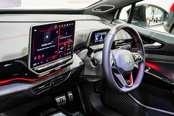 https://vehicle-cdn.autoleague.cloud/17009_7026859_29.jpg
