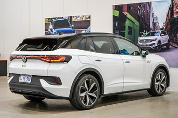 https://vehicle-cdn.autoleague.cloud/17009_7026859_7.jpg