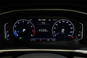 https://vehicle-cdn.autoleague.cloud/17009_7039044_20.jpg