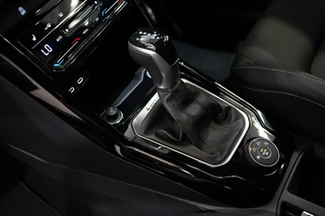 https://vehicle-cdn.autoleague.cloud/17009_7039044_27.jpg