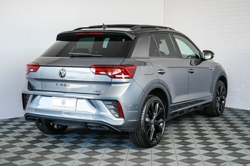 https://vehicle-cdn.autoleague.cloud/17009_7042806_7.jpg