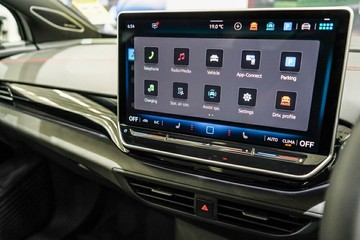https://vehicle-cdn.autoleague.cloud/17009_7503365_21.jpg