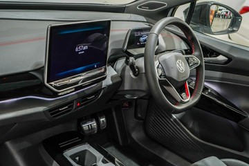 https://vehicle-cdn.autoleague.cloud/17009_7503365_25.jpg