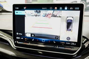 https://vehicle-cdn.autoleague.cloud/17009_7515323_23.jpg