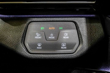 https://vehicle-cdn.autoleague.cloud/17009_7515323_26.jpg
