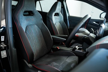 https://vehicle-cdn.autoleague.cloud/17009_7515461_31.jpg