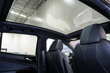 https://vehicle-cdn.autoleague.cloud/17009_7516107_13.jpg