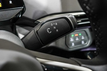 https://vehicle-cdn.autoleague.cloud/17009_7516107_21.jpg