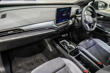 https://vehicle-cdn.autoleague.cloud/17009_7516107_23.jpg