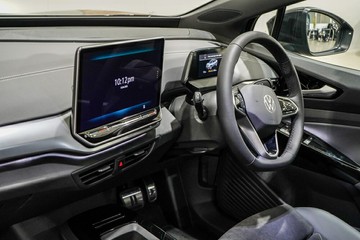 https://vehicle-cdn.autoleague.cloud/17009_7516107_24.jpg