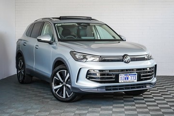 https://vehicle-cdn.autoleague.cloud/17009_7523691_1.jpg