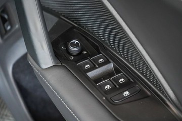 https://vehicle-cdn.autoleague.cloud/17009_7523691_14.jpg