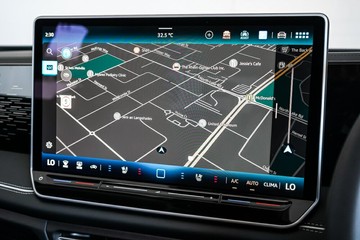 https://vehicle-cdn.autoleague.cloud/17009_7523691_19.jpg