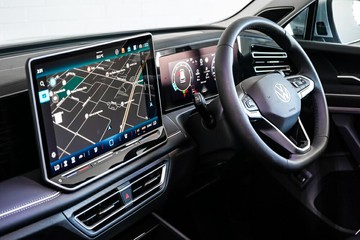https://vehicle-cdn.autoleague.cloud/17009_7523691_23.jpg