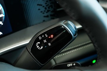 https://vehicle-cdn.autoleague.cloud/17009_77002868_26.jpg