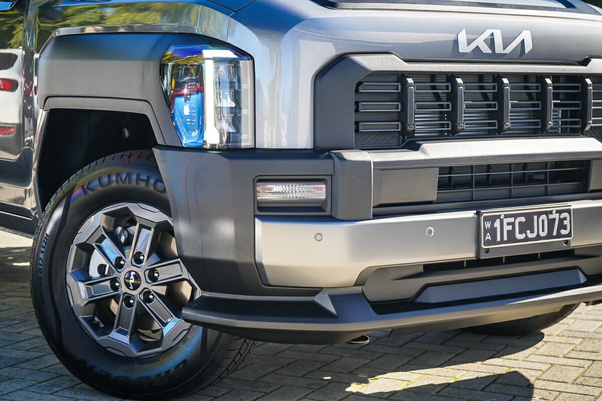 Kia Tasman image 2