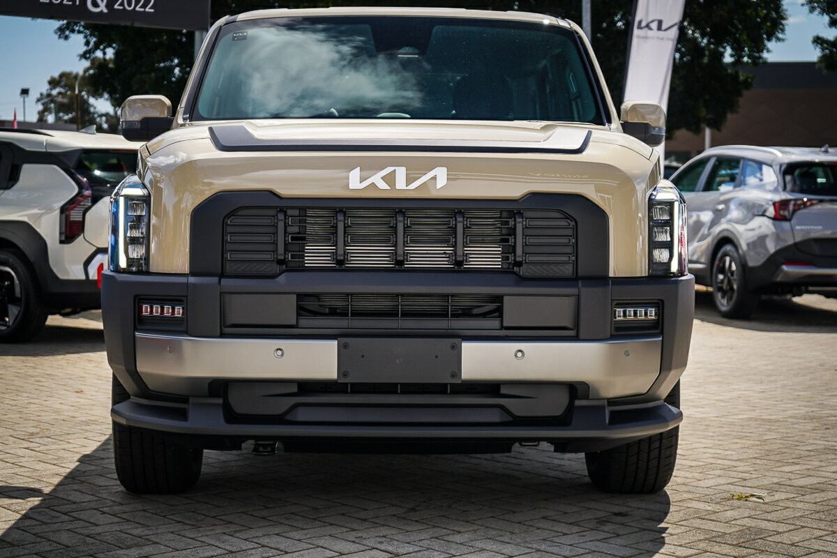 Kia Tasman image 3