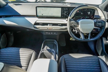 https://vehicle-cdn.autoleague.cloud/1890_31013070_7.jpg