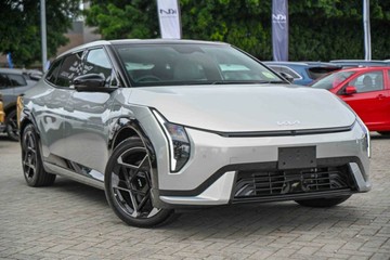 https://vehicle-cdn.autoleague.cloud/1890_31014352_1.jpg