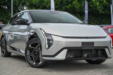 https://vehicle-cdn.autoleague.cloud/1890_31014352_2.jpg