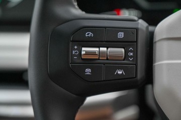 https://vehicle-cdn.autoleague.cloud/1890_31014352_24.jpg