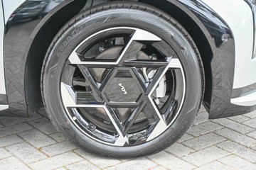 https://vehicle-cdn.autoleague.cloud/1890_31014352_28.jpg