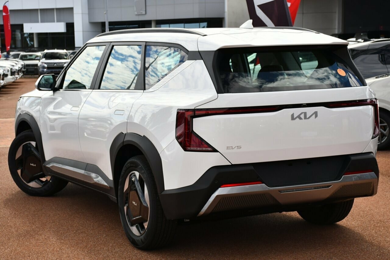 Kia Ev5 image 3