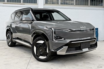 https://vehicle-cdn.autoleague.cloud/1890_31025626_1.jpg