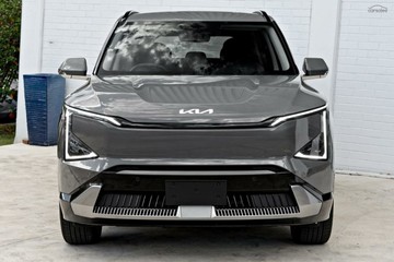 https://vehicle-cdn.autoleague.cloud/1890_31025626_2.jpg