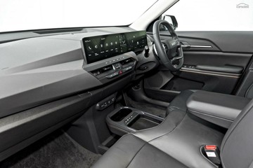https://vehicle-cdn.autoleague.cloud/1890_31025626_7.jpg