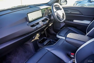 https://vehicle-cdn.autoleague.cloud/1890_31025669_7.jpg