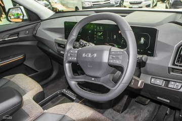 https://vehicle-cdn.autoleague.cloud/1890_31027237_5.jpg