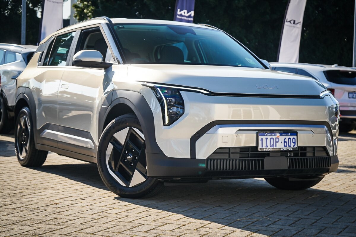 Kia Ev3 image 1