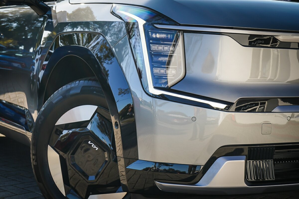 Kia Ev9 image 2