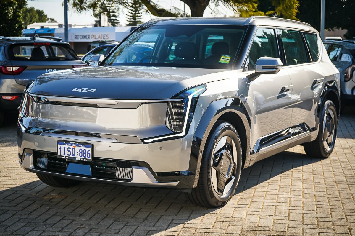 Kia Ev9 image 4