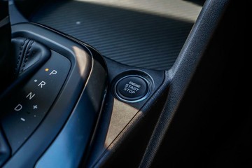 https://vehicle-cdn.autoleague.cloud/1890_31065526_16.jpg