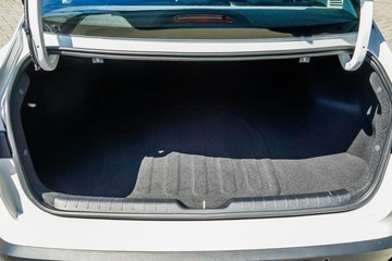 https://vehicle-cdn.autoleague.cloud/1890_31065526_20.jpg
