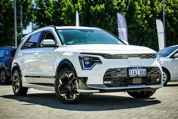 https://vehicle-cdn.autoleague.cloud/1890_31072839_1.jpg