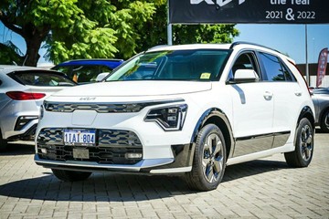 https://vehicle-cdn.autoleague.cloud/1890_31072839_4.jpg