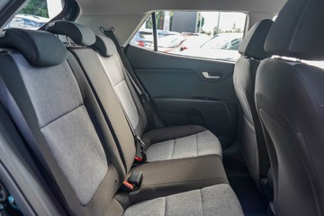 https://vehicle-cdn.autoleague.cloud/1890_31113781_13.jpg
