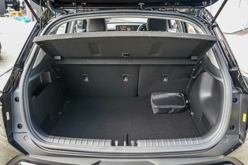 https://vehicle-cdn.autoleague.cloud/1890_31113781_14.jpg